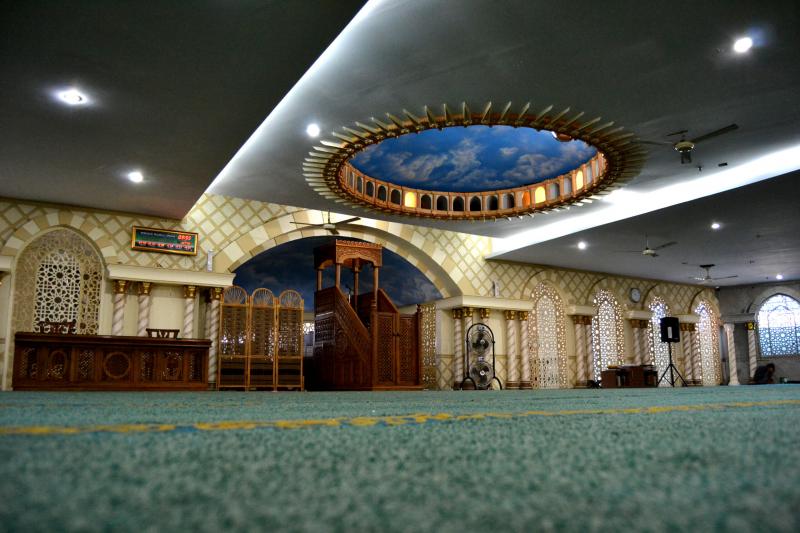 Masjid Nurul Iman Blok M Square: Masjid Terbesar yang Berdiri di Atas Mal Indonesia